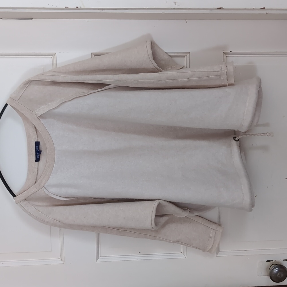 Ocean Drive Women's Beige Crew Neck Sweater